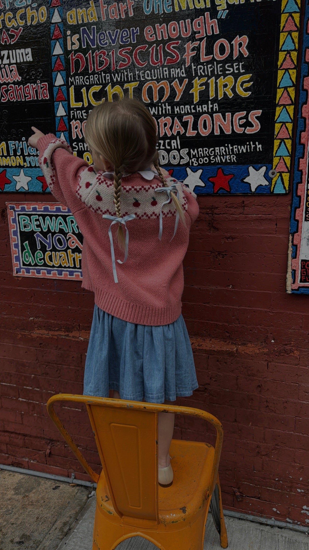 Dainty bow