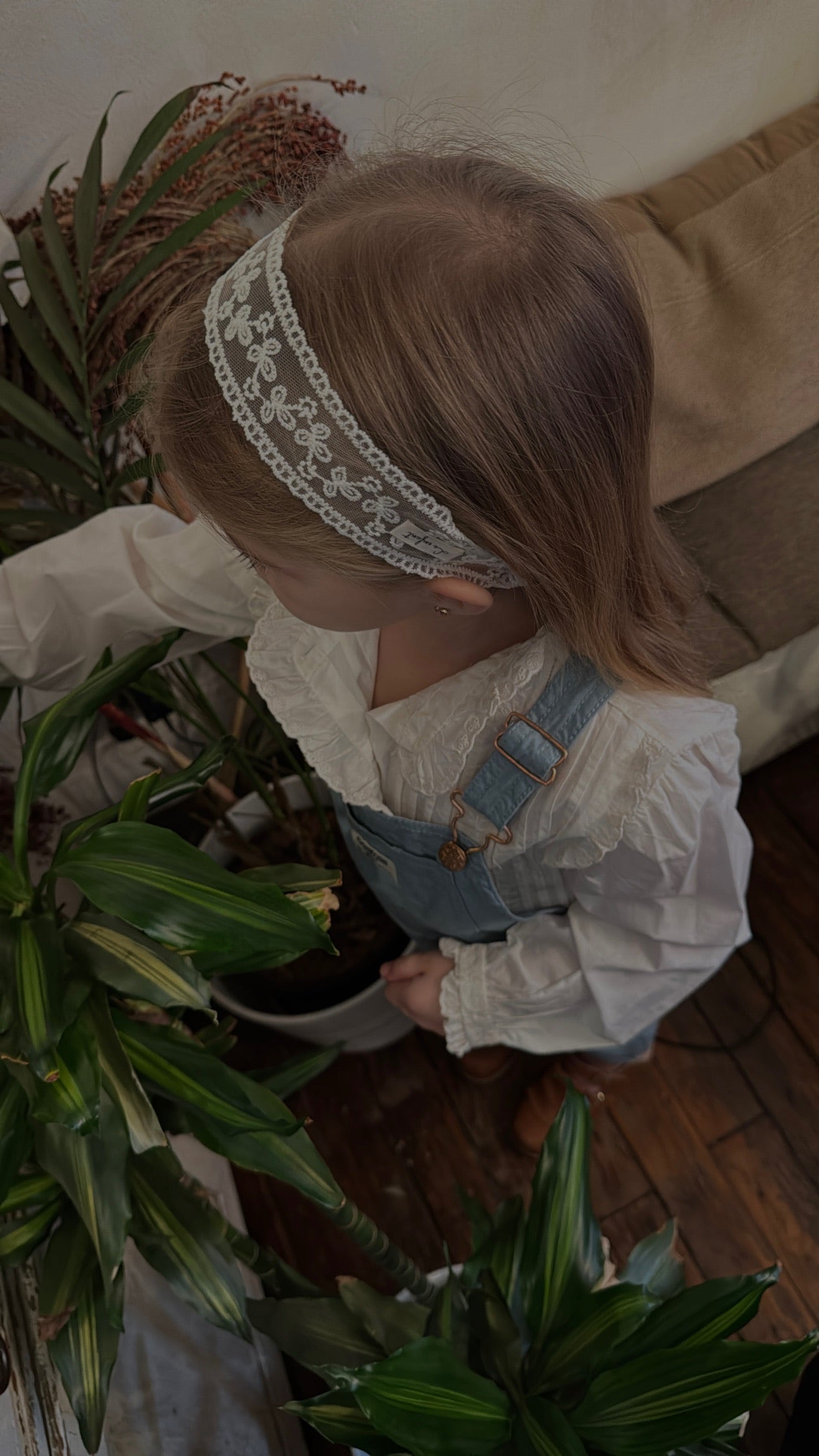 Lace sweatband