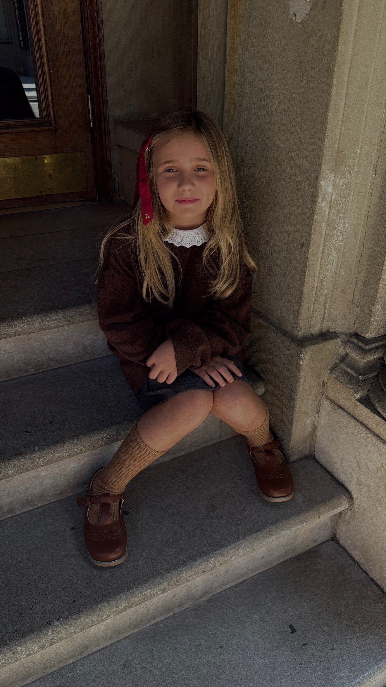 Gold thread cherry embroidered bows