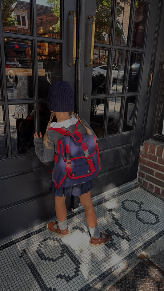 Schoolbag Square