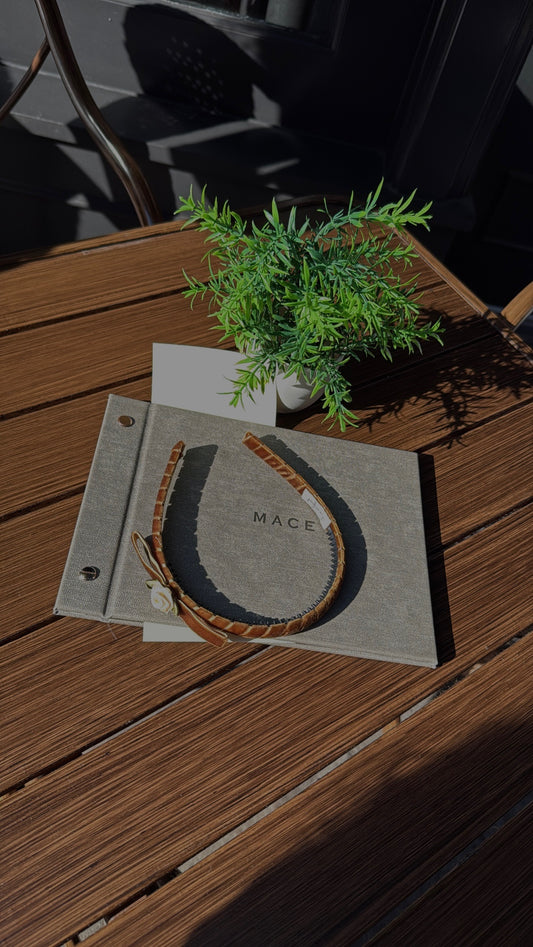 Thin velvet bow hairband