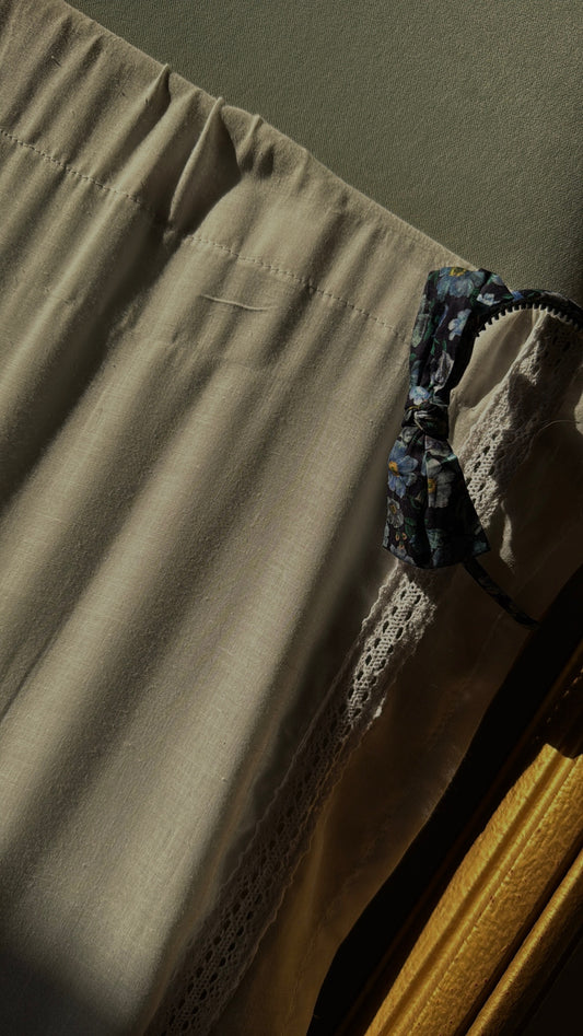 Floral printed thin bow hair band