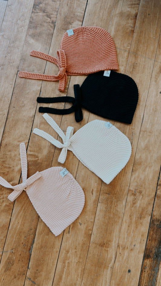 Knit bonnet cream